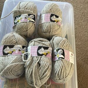 5 - Sandness Kashmir Alpakka Yarn